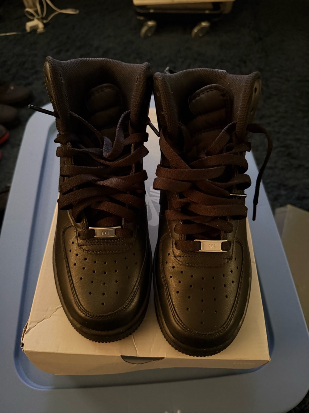 Nike Men Size 7 Black High-Top Sneakers